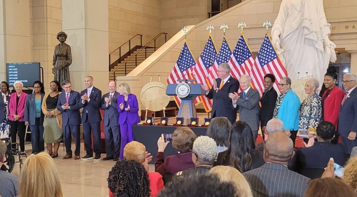 society-of-women-engineers-(swe)-executive-director-attends-congressional-gold-medal-ceremony-honoring-nasa’s-hidden-figures