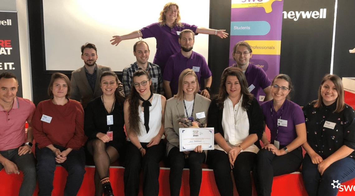 she-stem-award-2021